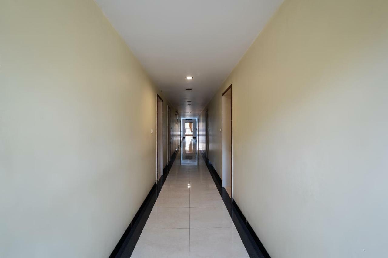 Oyo 44695 Hotel Mango Sawantwadi Dış mekan fotoğraf