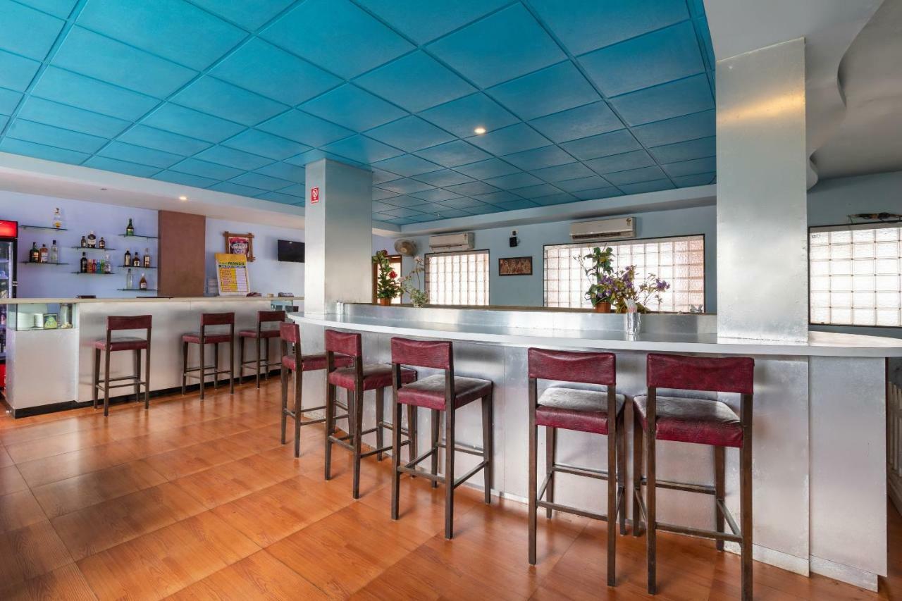 Oyo 44695 Hotel Mango Sawantwadi Dış mekan fotoğraf